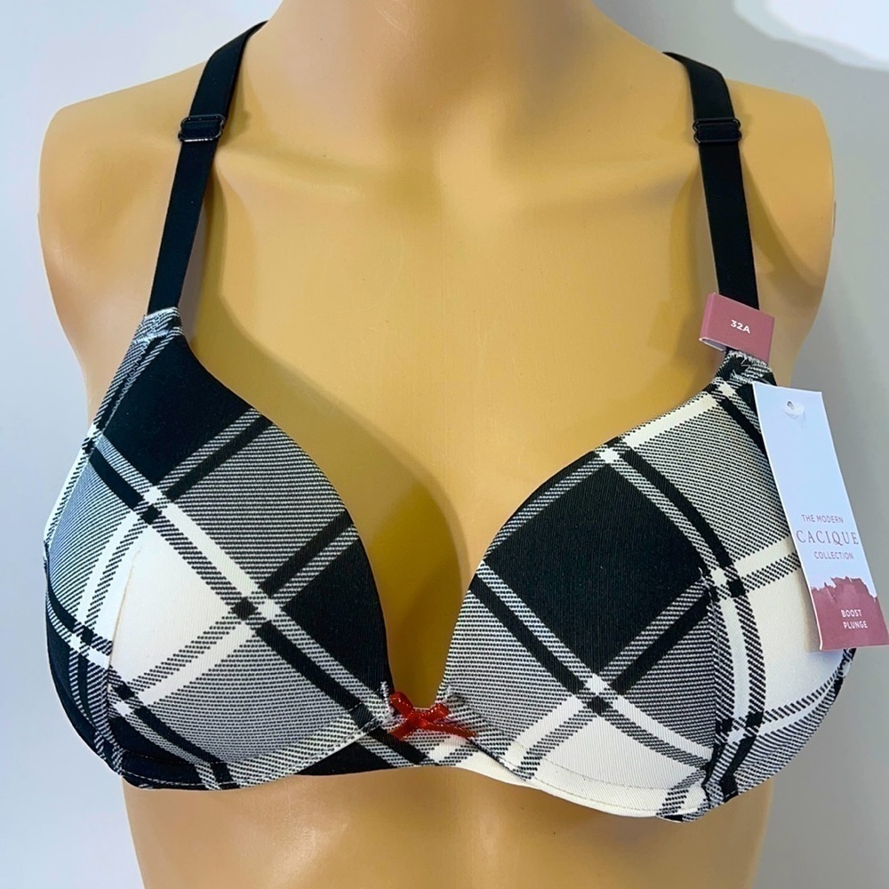 Cacique 32A Boost Plunge Racerback Bra - NWT